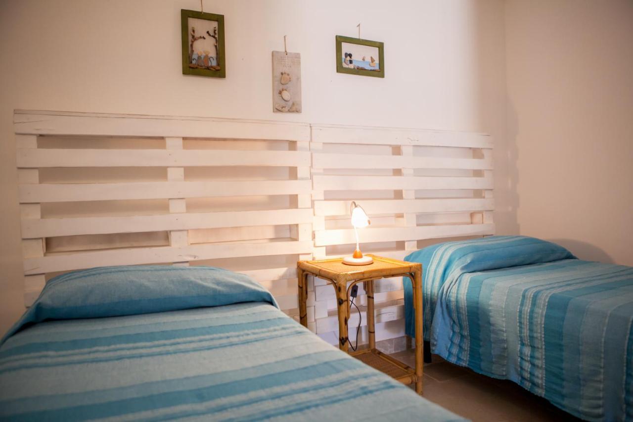 B&B I Tre Ulivi Salice Salentino Exterior photo